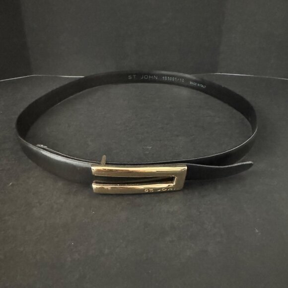 St. John Women\'s Black Leather Belt W/Gold Buckle Made In Italy, Size 10 main image 5
